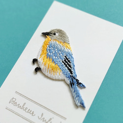 刺繍ワッペン　青い鳥　アイロン接着 1枚目の画像