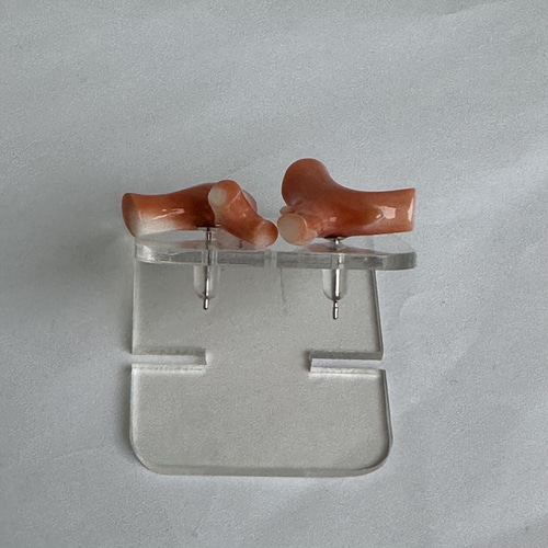 貴重なもも色珊瑚「セイキ」 ピアス ポストK14WG R50519Y1