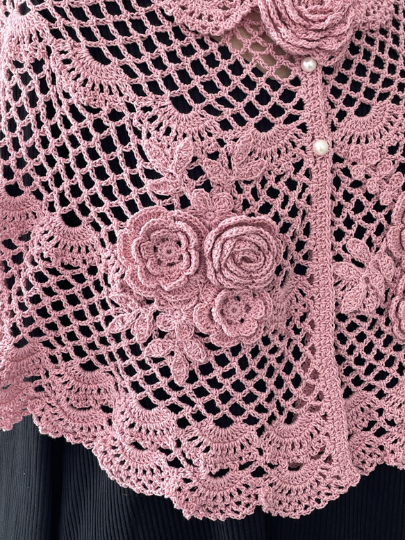 花モチーフいっぱい襟付きケープ《ピンク》コットン 3枚目の画像