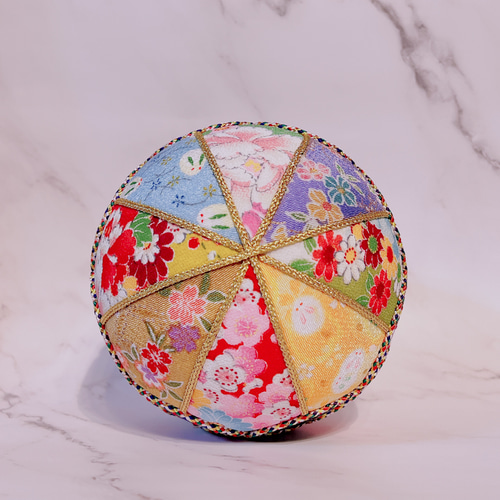 期間限定値下げ】手毬 飾りケース付き 大型15cm 鈴入り ディスプレイ