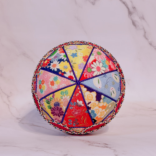 期間限定値下げ】手毬 飾りケース付き 鈴入り 大型 15cm ディスプレイ