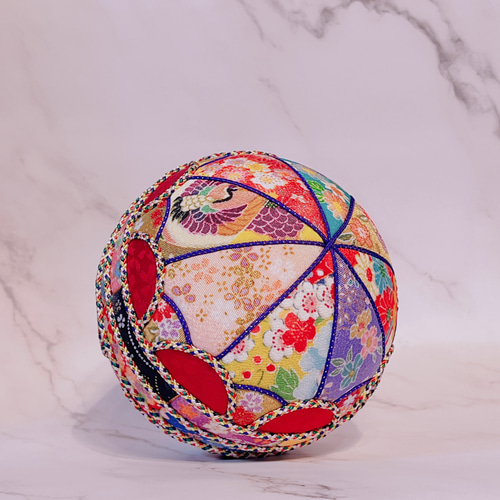 期間限定値下げ】手毬 飾りケース付き 鈴入り 大型 15cm ディスプレイ