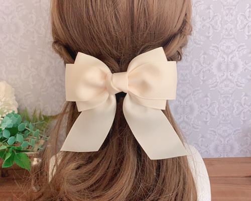 キャンディリボンターバン　ビッグリボン　ブラック×グレージュ　簡単ヘアアレンジ キャンディリボンターバン ビッグリボン ブラック×グレージュ
