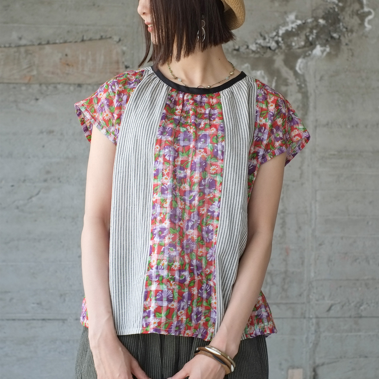 【再販祭り2025】ふんわり涼しげ♪パッチワークフレンチスリーブトップ（23s-14）レッド