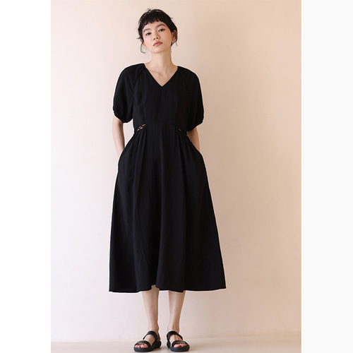 Mサイズ✭ワンピース 半袖 ブラック ウエストタック半袖ワンピース[品番：AZLW0022031]｜AZUL BY MOUSSY