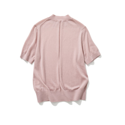 夏季羊毛針織粉紅230512-1是一款從春季到秋季都易於穿著的針織品，採用功能性材料製成，可用於廣泛的季節。 第10張的照片