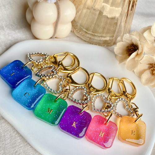 全12色】ラメ 名入れキーホルダー 文字入れ スクエア 推し活 誕生日