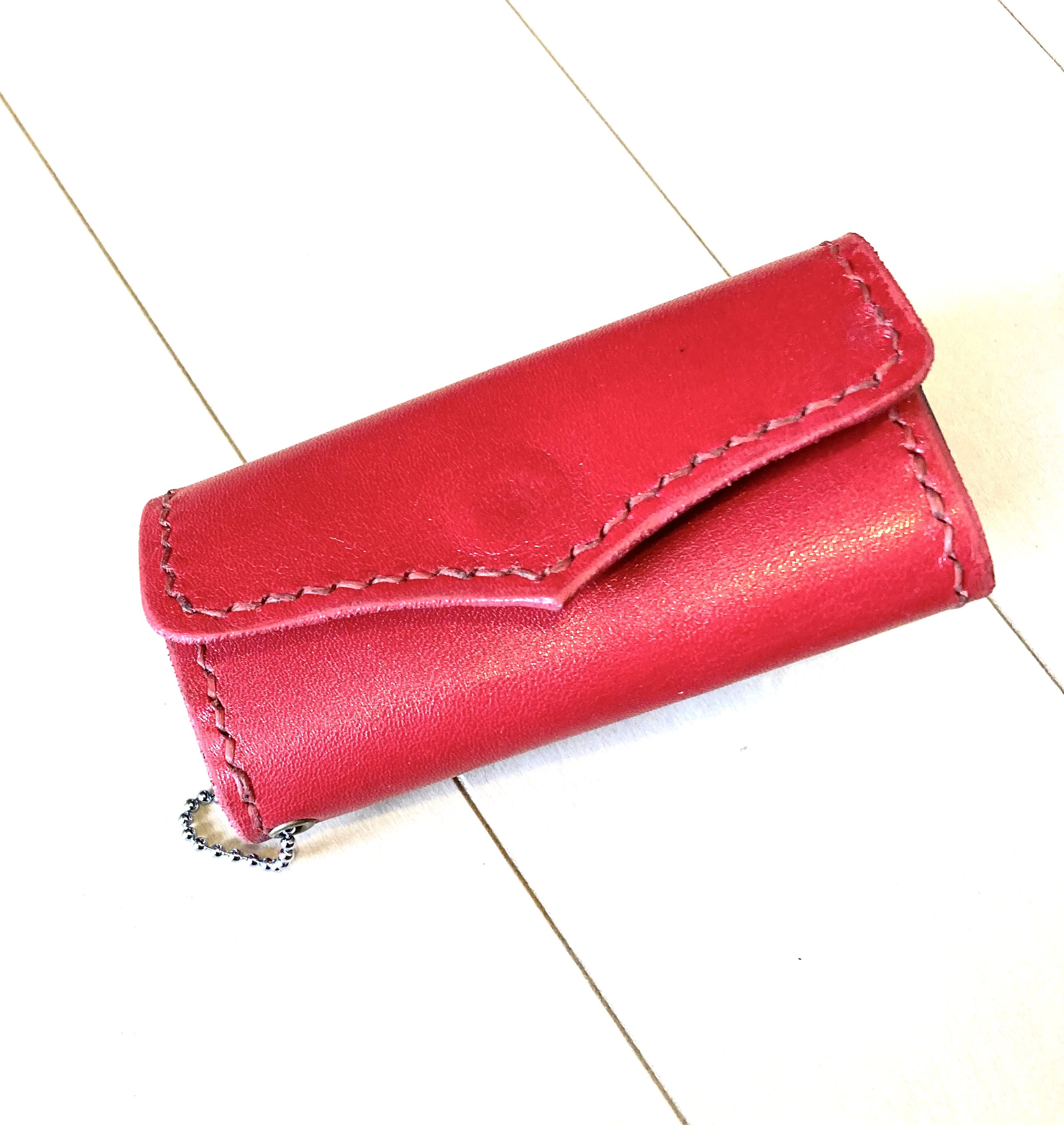 真っ赤でシンプルなデザイン四連 キーケース（KEY010006）