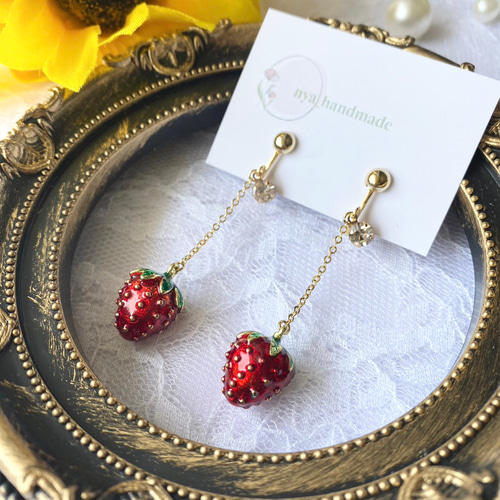 ❤︎新入荷❤︎CUTE❤︎ ピンクオパール いちご 苺 a b 天然石 いちごのピアス/イヤリング かわいい アクセサリー [No.129
