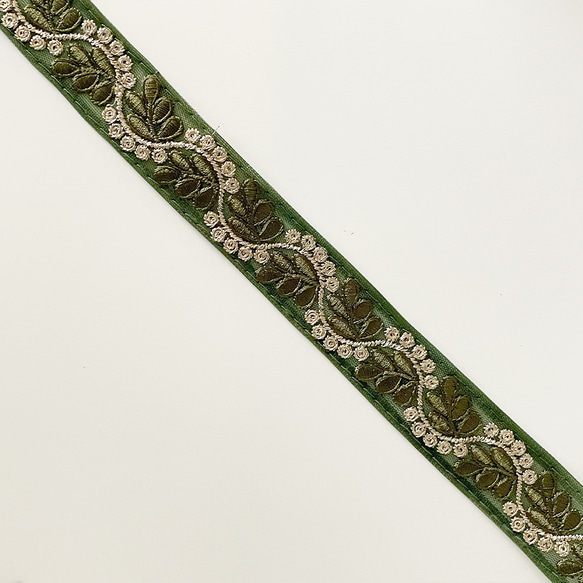 [ 270 ] 抹茶 モスグリーン 葉っぱ 幅:3cm インド刺繍 リボン 4枚目の画像