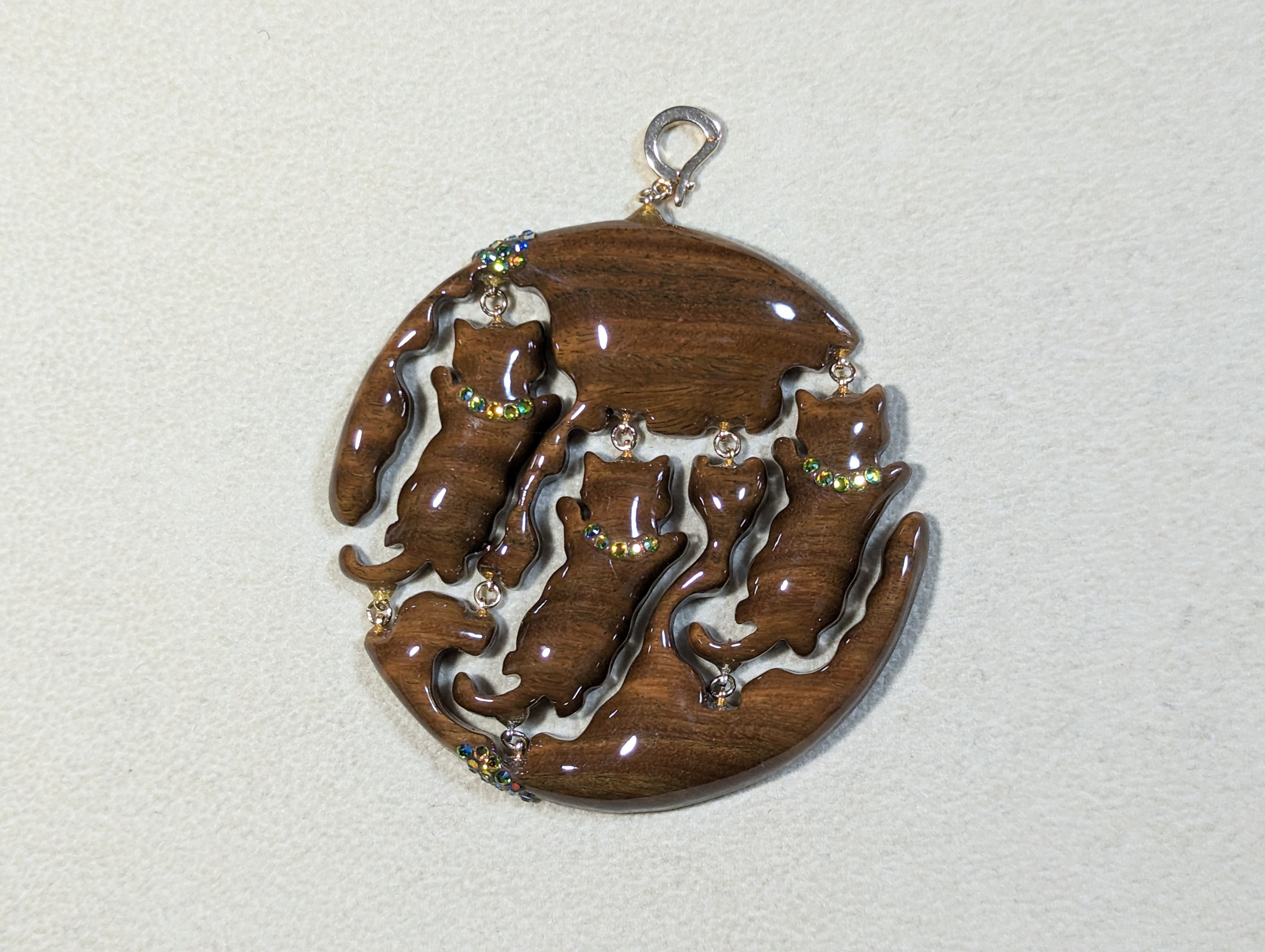 木製　ペンダントトップ　（　ねこ　）