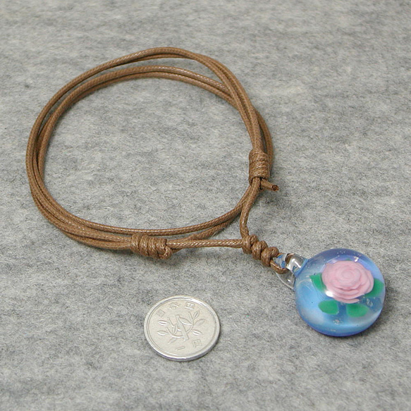 小さなバラ(ピンク) とんぼ玉 ガラス ネックレス No2246 6枚目の画像