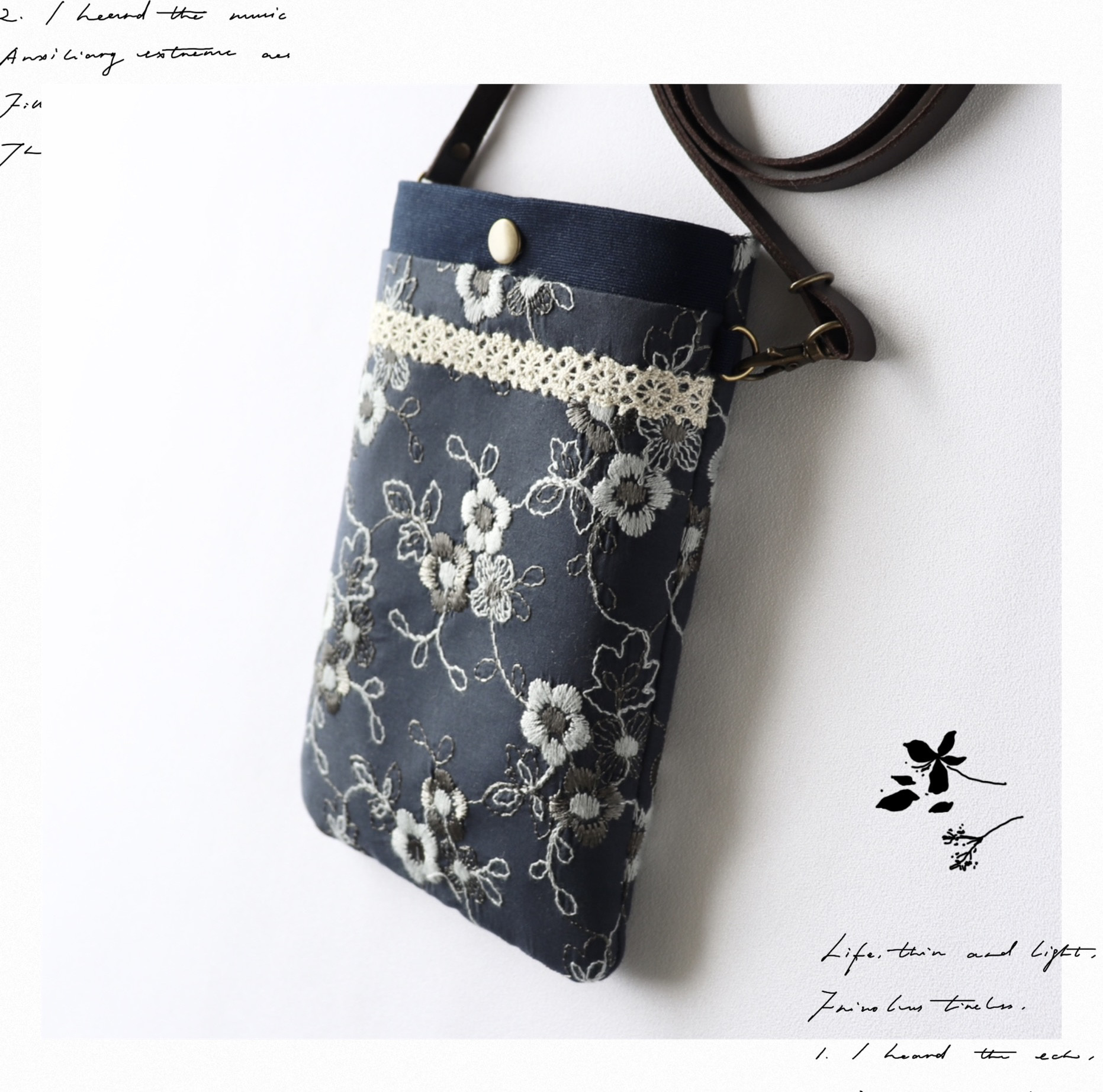 レオナール✴️花柄　肩掛けポーチ(スマホ⭐ポーチ) Amazon.co.jp: LEONARD レオナール スマホケース ポーチ 小物
