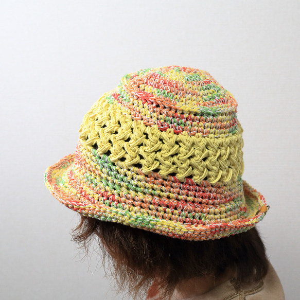 サマーニット帽　手編みのバケットハット　かぎ針編み　夏糸　クロッシェ　帽子　レモンイエロー　メンズ　レディース 2枚目の画像