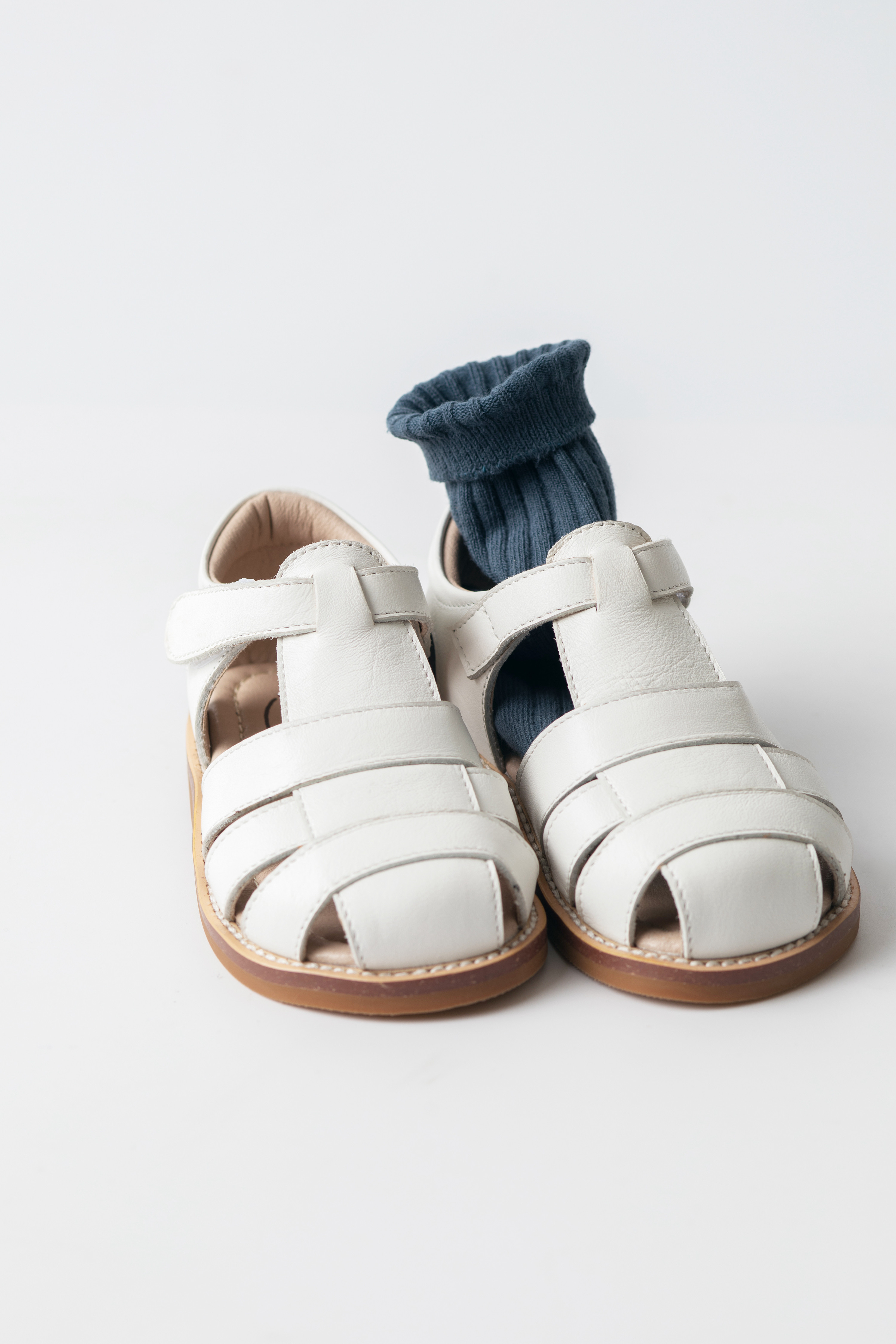 cute ♡ Churchs 本革　サンダル　ホワイト　37.5 zara 天然牛革 】本革 子供用サンダル 白 ユニセックス 靴 Dear U 通販