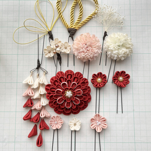 85 和装 髪飾り 受注制作 赤 ピンク つまみ細工 結婚式 成人式 七五三