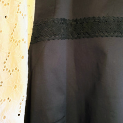 「める様オーダー」 ストレッチギャバ　黒　ジャンパースカート パッチポケット付き　後ろスリット 2枚目の画像