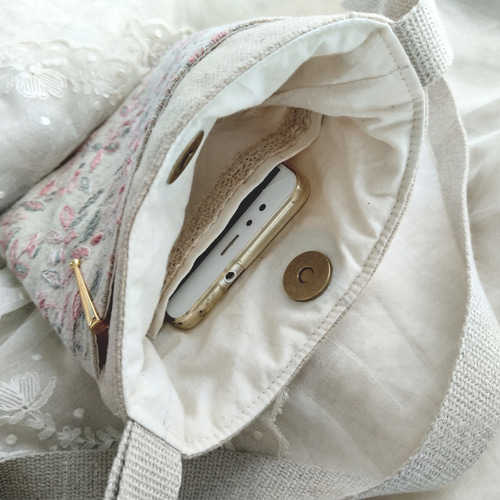 sale*リネン*金沢レース*スマホショルダー*サコッシュ スマホ  
