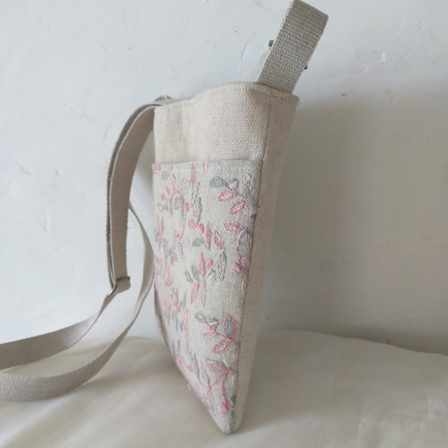 sale*リネン*金沢レース*スマホショルダー*サコッシュ スマホ  