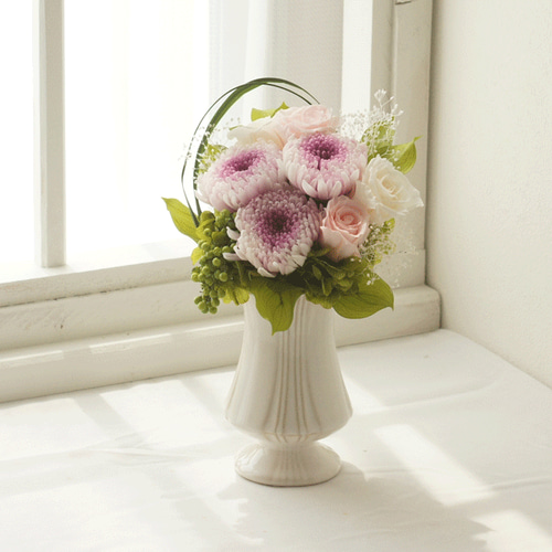 仏花】輪菊とバラの仏花・全てプリザーブドフラワーを使用して