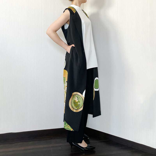 ロングジレ * マキシ丈 【 着物リメイク 】 一点物 * 黒留袖