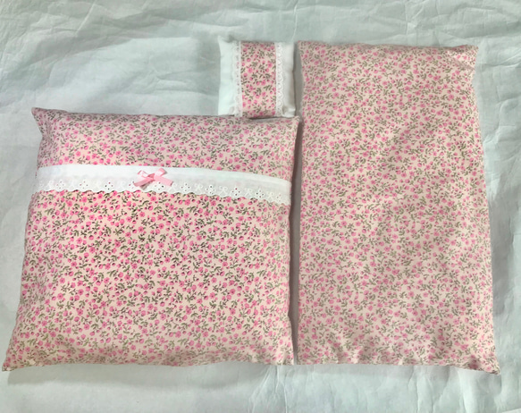 ぽぽちゃんのピンクのお花模様のお布団 3枚目の画像