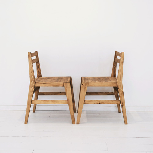 オーク無垢材 ダイニングチェア リラックス 2脚セット – Wooden