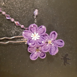 #つまみ細工#　まるつまみの紫の花華のかんざし 2枚目の画像
