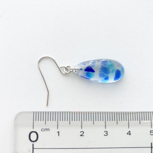 琉球ガラスのしずくピアス／イヤリング ピアス（フック・チェーン