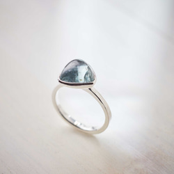 三角形な水色のトルマリンのシルバーリング(Silver950/天然石/指輪) 1枚目の画像