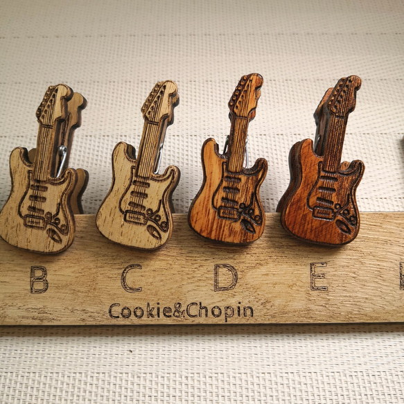 【楽器】ストラトキャスター　木製クリップ　エレキギター　単品販売 8枚目の画像