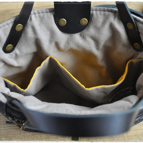 受注製作】カモフラ:ミリタリー:ふわふわ:巾着トート:スマホショルダー