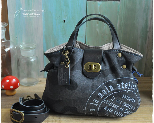 2405-40 ミニチュア巾着トートサシェ 香り袋 モノトーン ハイビスカス 2405-40 ミニチュア巾着トートサシェ 香り袋 モノトーン ハイビスカス