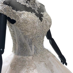 豪華！ 韓国風ビジューウエディングドレス　キラキラ　グリッターチュール　高級フリルひだトレーン　フレンチスリーブ 3枚目の画像