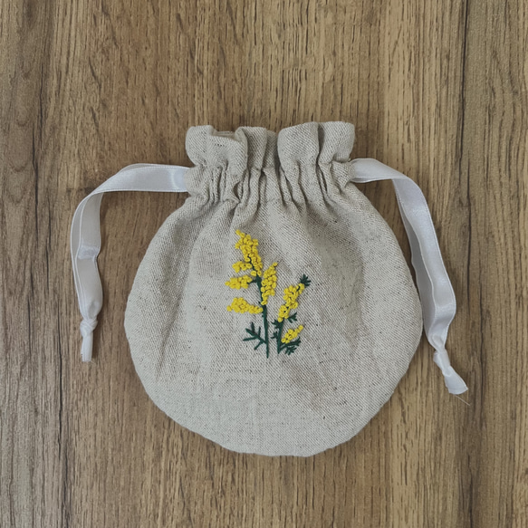 ミニ巾着ポーチ ミモザ 刺繍 巾着袋 ekechin 通販 15937718