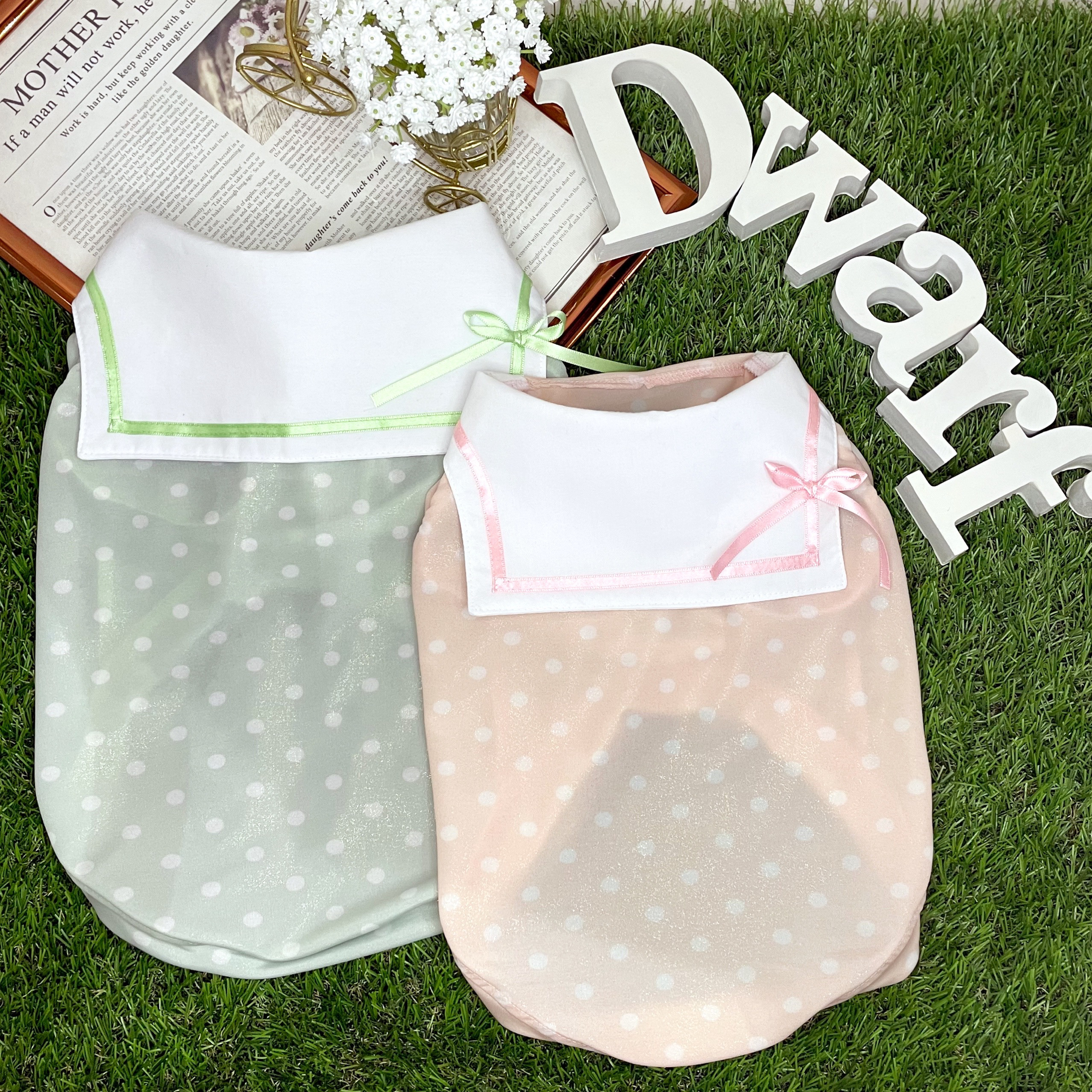 ハンドメイド犬服　ワッフルニットのキャミ　色違い３色　お袖2段レース ハンドメイド犬服 ワッフルニットのキャミ 色違い3色 お袖2段レース