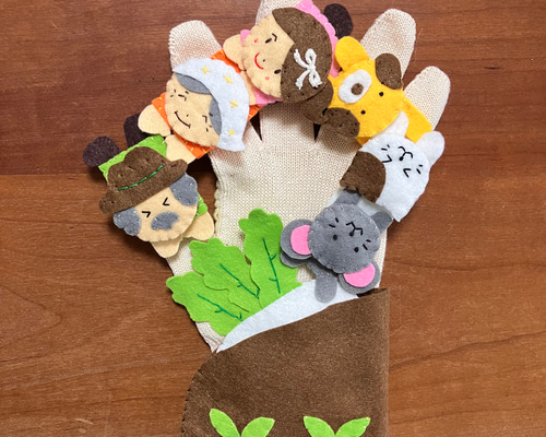 ゆなママ様オーダー品　ねこのお医者さんテーブルシアター　手袋シアター ゆなママ様オーダー品 ねこのお医者さんテーブルシアター 手袋