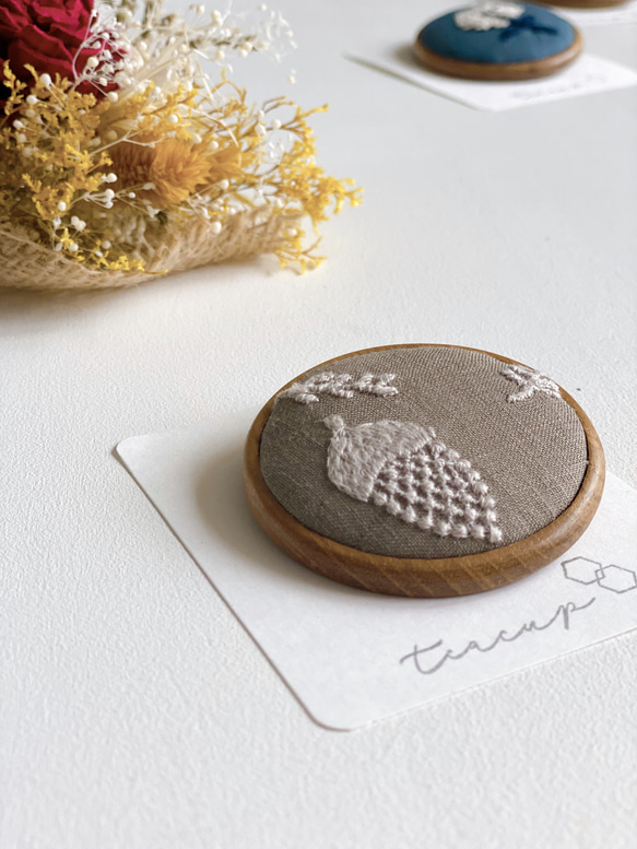 専用⑨69ミナペルホネン ハンドメイド ブローチアクセサリー 専用⑨69ミナペルホネン ハンドメイド ブローチアクセサリー ブローチ