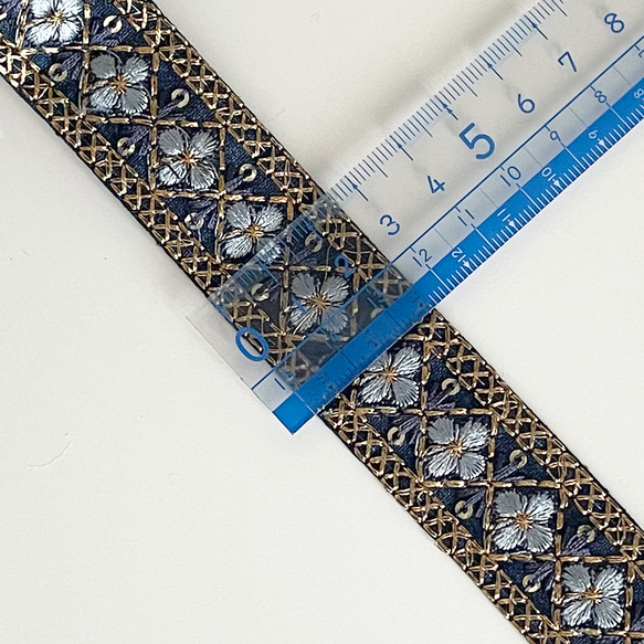 [ 287 ] インド刺繍 リボン 紺色 花柄 ミニ 幅:2.5cm 5枚目の画像