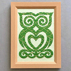 切り抜き絵、額付き、作者名入り 切り抜き絵、額付き、作者名入り