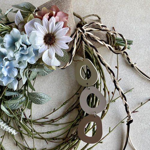 紫陽花と柳のナチュラルなスワッグ リース風 ホワイト ブルー グリーン