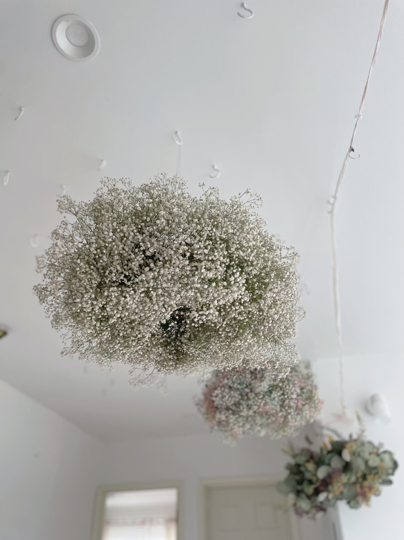 flying wreath かすみ草 紫陽花 フライングリース  カスミソウ リース ナチュラル 5枚目の画像