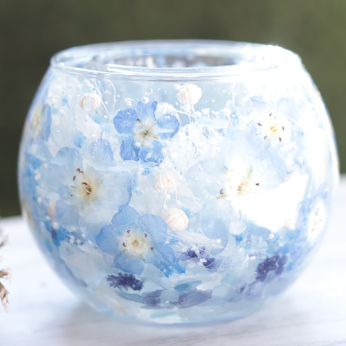 特別な贈り物に】桐箱のフラワーBOX「ネモフィラ&アクアマリンの水中