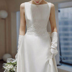オーバースカート　サテン　ノースリーブ　シンプル　ウエディングドレス 2枚目の画像