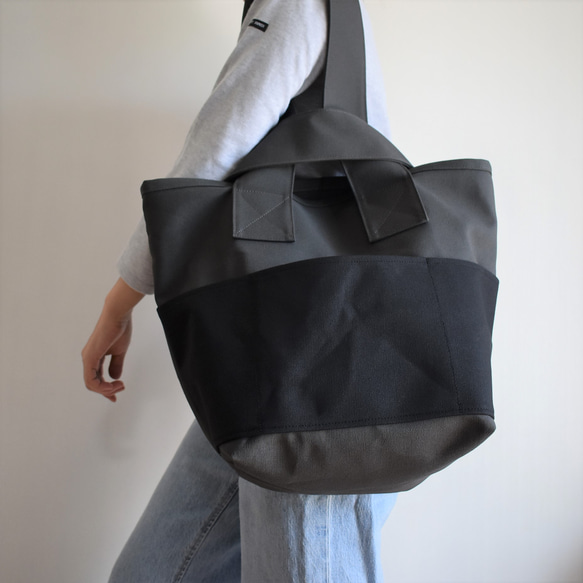 CLOUCHY SHOULDER BAG（チャコール/グレー×ブラック） 11枚目の画像