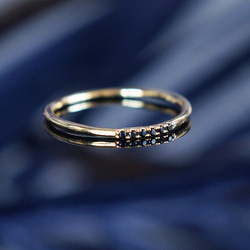 【Sterling Silver925】Tiny Black CZ Stacking Ring 1枚目の画像