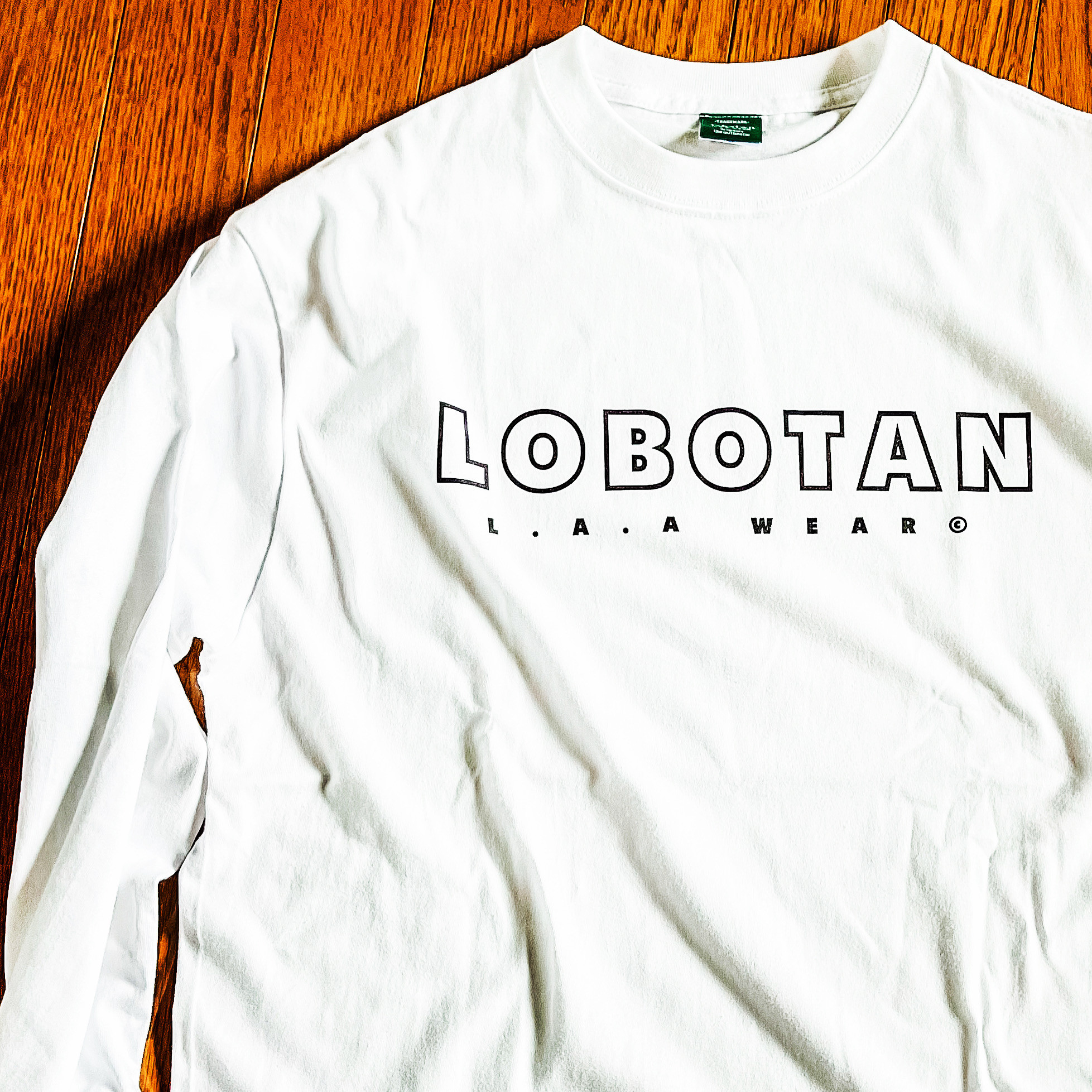 23’ lobotan long sleeve T-shirt