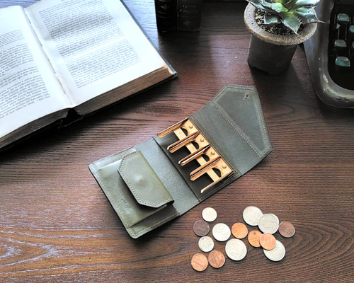 コインキャッチャー◇コンパクト財布◇アンティークゴールド◇カラーが