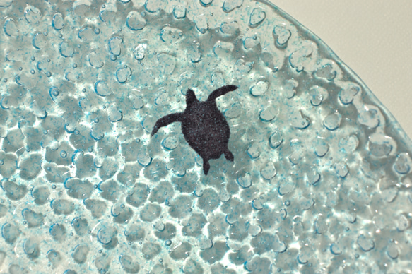 【ガラス】海の大皿〈ウミガメ〉 4枚目の画像
