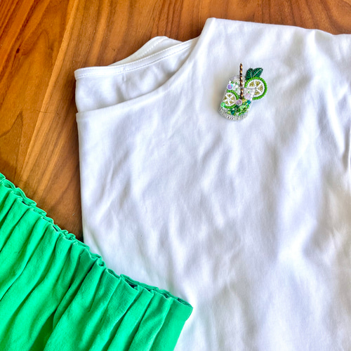 モヒートのビーズ刺繍ブローチ お酒 カクテル 夏 ブローチ achiacane